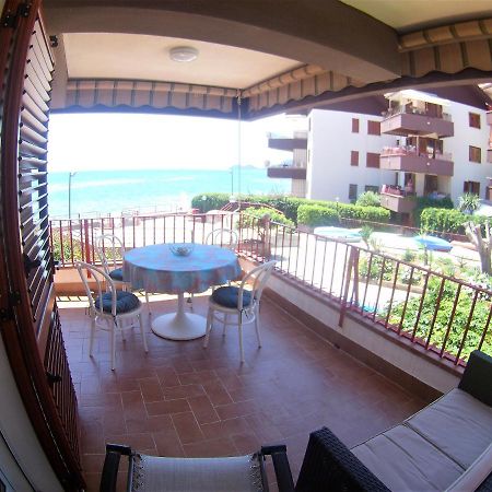 Sea Beach Taormina Apartment Letojanni Exterior foto